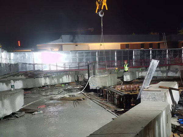 混凝土切割機怎么操作？